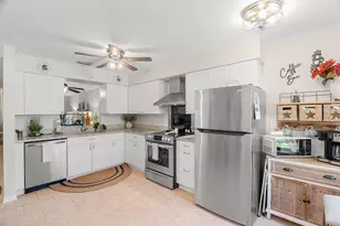 6034 Indrio Unit, Fort Pierce, FL 34951 - Photo 7