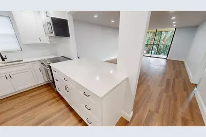 1555 S Federal Hwy, Unit #206, Delray Beach, FL 33483 - Photo 3