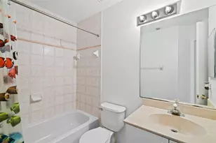 8940 NW 38th Dr, Coral Springs, FL 33065 - Photo 17