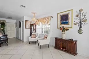 8940 NW 38th Dr, Coral Springs, FL 33065 - Photo 11