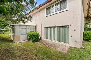 8940 NW 38th Dr, Coral Springs, FL 33065 - Photo 21