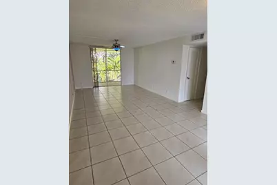 777 SE 2nd Ave, Unit #B309, Deerfield Beach, FL 33441 - Photo 3