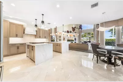 11047  Garden Ridge Ct, Davie, FL 33328 - Photo 13