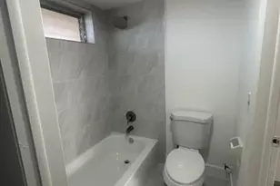 5860 NW 64th Ave, Fort Lauderdale, FL 33319 - Photo 11