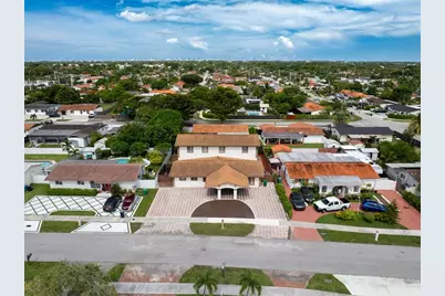 2705 SW 108th Ct, Miami, FL 33165 - Photo 49