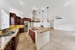 2705 SW 108th Ct, Miami, FL 33165 - Photo 17