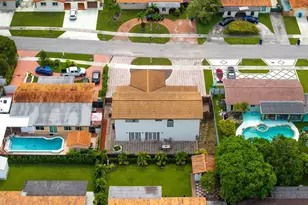 2705 SW 108th Ct, Miami, FL 33165 - Photo 47