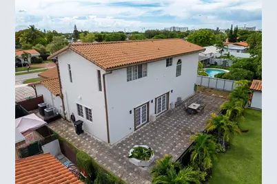 2705 SW 108th Ct, Miami, FL 33165 - Photo 35