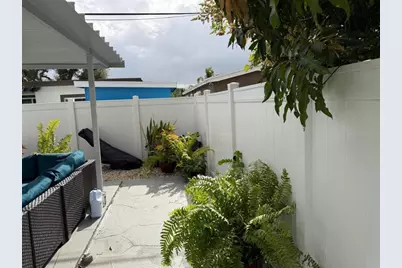 7928 N Juniper Street, Miramar, FL 33023 - Photo 43