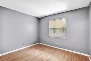 2801 Somerset Dr, Lauderdale Lakes, FL 33311 - Photo 13