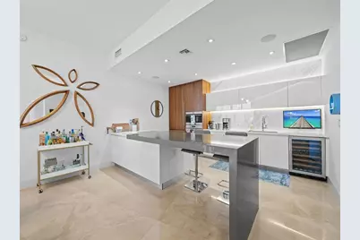 701 N Fort Lauderdale Beach Blvd, Unit #704, Fort Lauderdale, FL 33304 - Photo 11