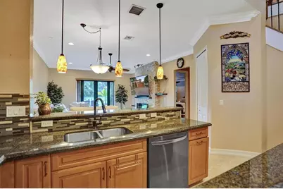 11324 NW 72nd Pl, Parkland, FL 33076 - Photo 13