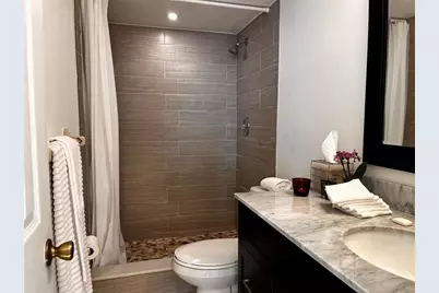 112  Lake Emerald Dr, Unit #107, Oakland Park, FL 33309 - Photo 9