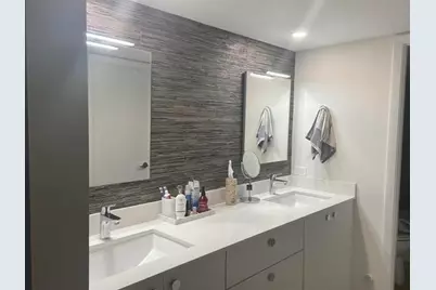 3200 N Port Royale Dr, Unit #502, Fort Lauderdale, FL 33308 - Photo 11