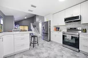 94 Magnolia Cir, Boynton Beach, FL 33436 - Photo 15