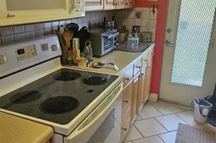 1045 SE 15th St, Fort Lauderdale, FL 33316 - Photo 5