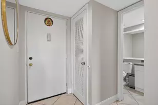 2314 S Cypress Bend Dr, Pompano Beach, FL 33069 - Photo 3