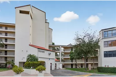2314 S Cypress Bend Dr, Unit #114, Pompano Beach, FL 33069 - Photo 1