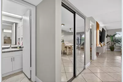 2314 S Cypress Bend Dr, Unit #114, Pompano Beach, FL 33069 - Photo 5