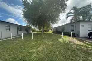 721 NW 1st Ct, Hallandale Beach, FL 33009 - Photo 9