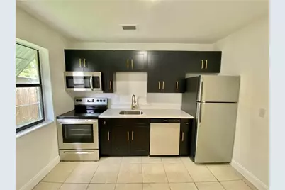 721 NW 1st Ct, Hallandale Beach, FL 33009 - Photo 11