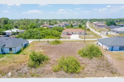 2405  Ansel Ave, Lehigh Acres, FL 33973 - Photo 5