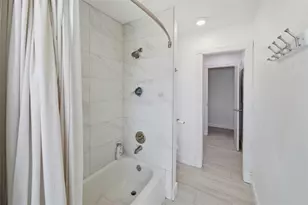 8340 SW 27th Pl, Davie, FL 33328 - Photo 19