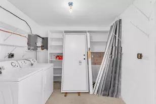 3310 NW 43rd Ave, Lauderdale Lakes, FL 33319 - Photo 21