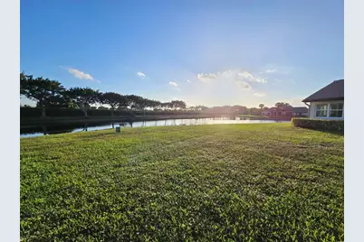 8241  Bellwort Pl, Unit #8241, Boynton Beach, FL 33472 - Photo 5