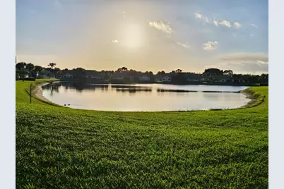 8241  Bellwort Pl, Unit #8241, Boynton Beach, FL 33472 - Photo 9