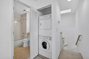1401 NE 9th St, Fort Lauderdale, FL 33304 - Photo 47