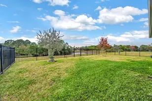 8993 Dahlia Cir, Port Saint Lucie, FL 34986 - Photo 15