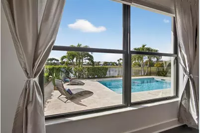 15798  Cresswind Pl, Loxahatchee, FL 33470 - Photo 21