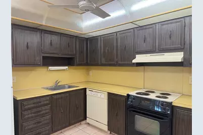 8640 NW 10th St, Unit #A83, Fort Lauderdale, FL 33322 - Photo 9