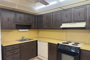 8640 NW 10th St, Fort Lauderdale, FL 33322 - Photo 9