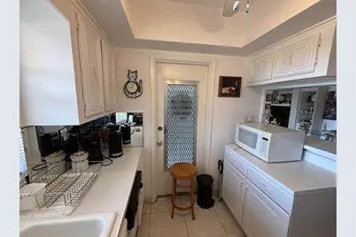 100 SE 6th Avenue, Unit #303, Pompano Beach, FL 33060 - Photo 31