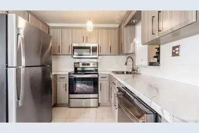 2711 NW 24th Ct, Fort Lauderdale, FL 33311 - Photo 15