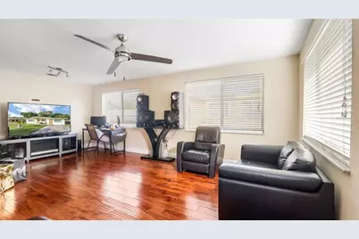 2711 NW 24th Ct, Fort Lauderdale, FL 33311 - Photo 33