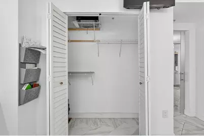 347 N New River Dr E, Unit #807, Fort Lauderdale, FL 33301 - Photo 13