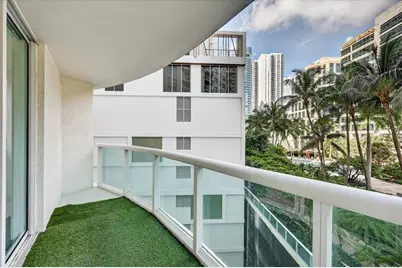 347 N New River Dr E, Unit #807, Fort Lauderdale, FL 33301 - Photo 17