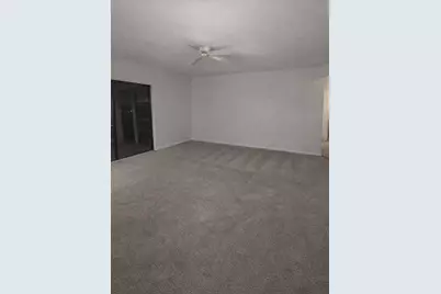 4281 NW 41st St, Unit #419, Lauderdale Lakes, FL 33319 - Photo 7