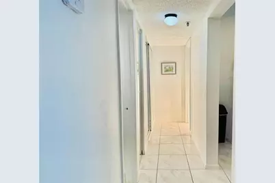 105  Lake Emerald Drive, Unit #610, Oakland Park, FL 33309 - Photo 13