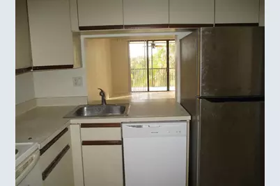 3000 NW 42nd Ave, Unit #410, Coconut Creek, FL 33066 - Photo 5