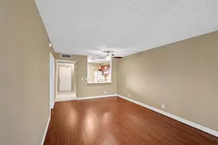 9235 Lagoon Pl, Davie, FL 33324 - Photo 11