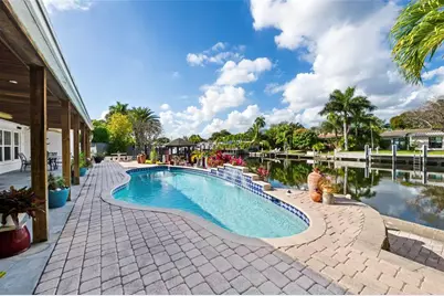 1735 NE 23rd Ave, Fort Lauderdale, FL 33305 - Photo 3