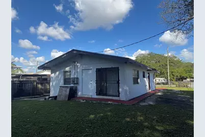2156 NW 66th St, Miami, FL 33147 - Photo 7