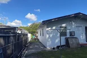 2156 NW 66th St, Miami, FL 33147 - Photo 9