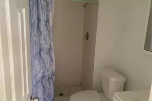 8704 NW 35th St, Coral Springs, FL 33065 - Photo 5