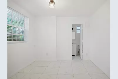 902 NE 40th St, Unit #2, Fort Lauderdale, FL 33334 - Photo 9