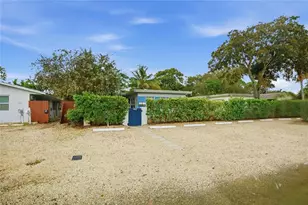 902 NE 40th St, Fort Lauderdale, FL 33334 - Photo 11